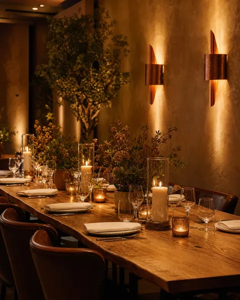 Restaurant — example post
